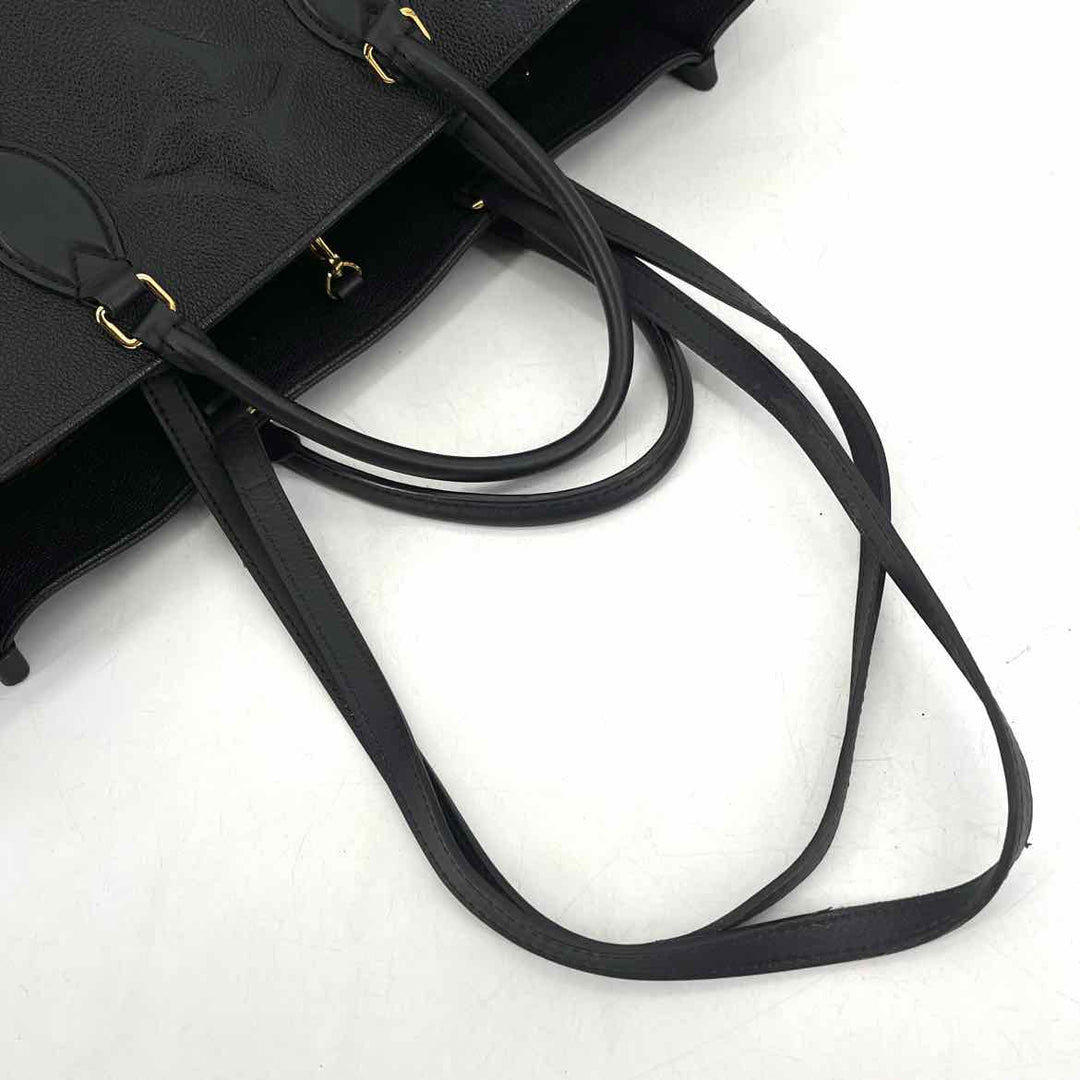 Louis Vuitton Luxury - Purse