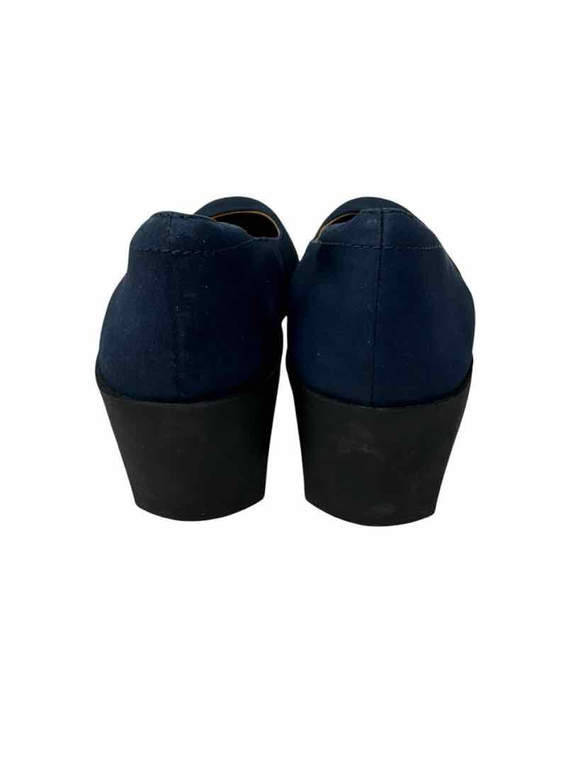 Shoe Size 7 VIONIC Navy Suede Pumps