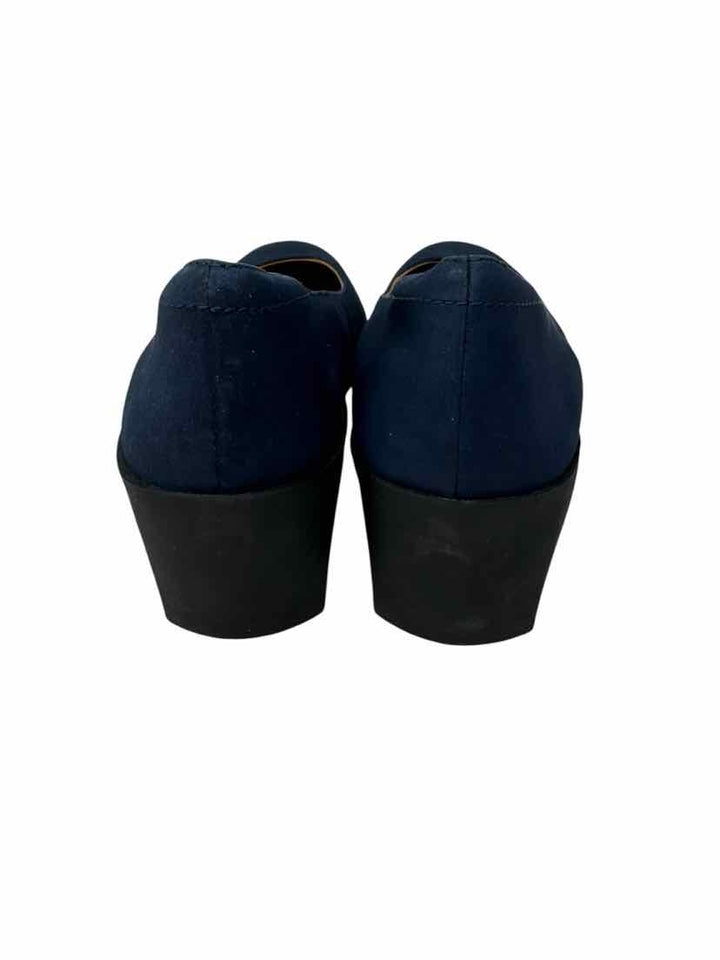 Shoe Size 7 VIONIC Navy Suede Pumps