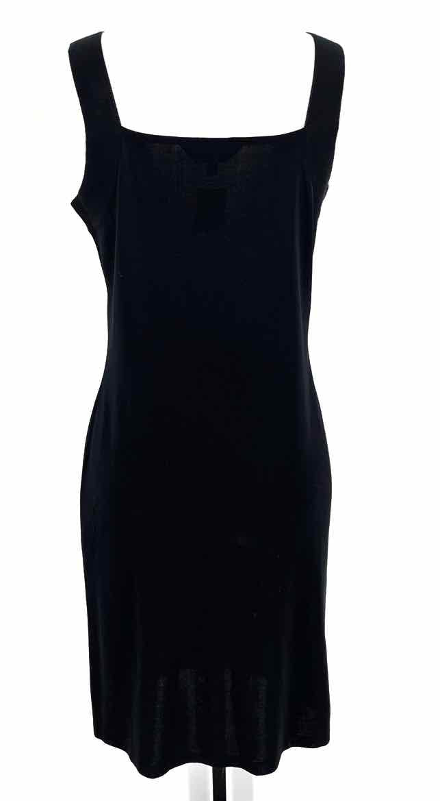 Size M MISOOK Black Dress