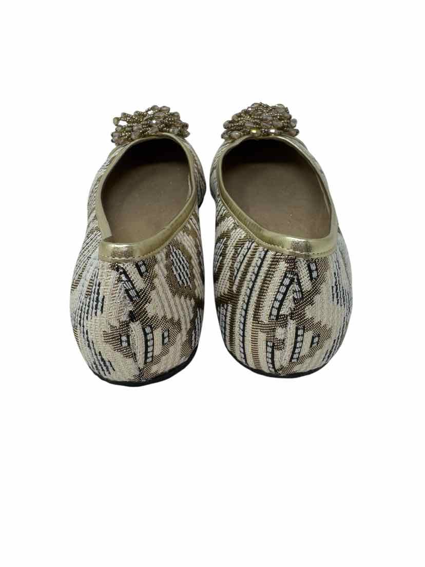 Shoe Size 9 J RENEE Gold Flats