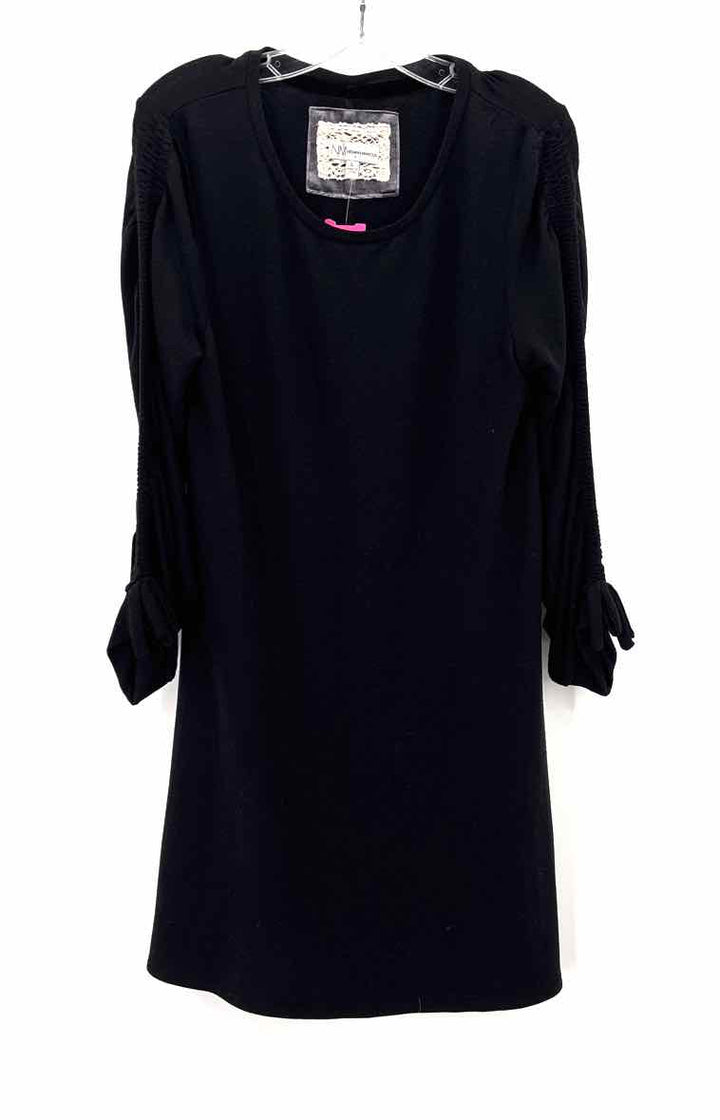 Size L NEIMAN MARCUS Black Dress