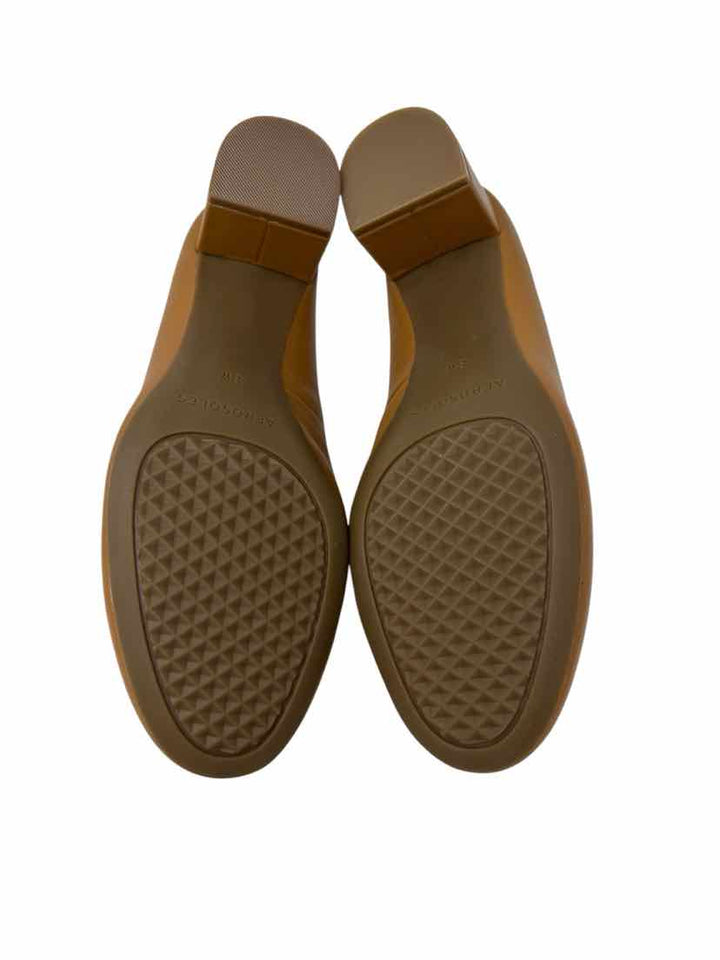 Shoe Size 8 AEROSOLES Tan Leather Pumps