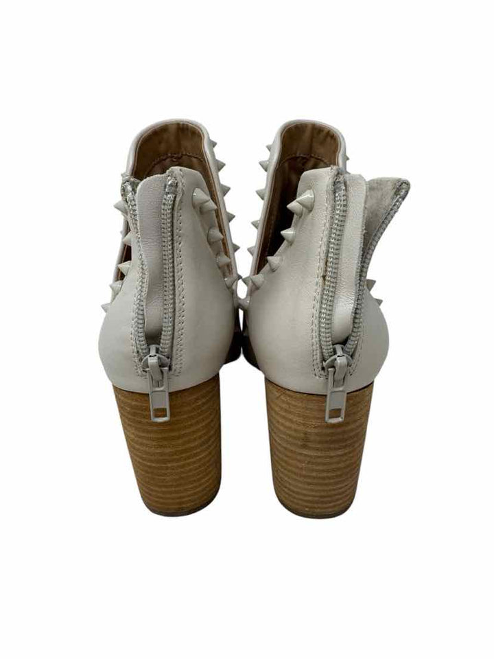 Shoe Size 8.5 Steve Madden Cream Boots