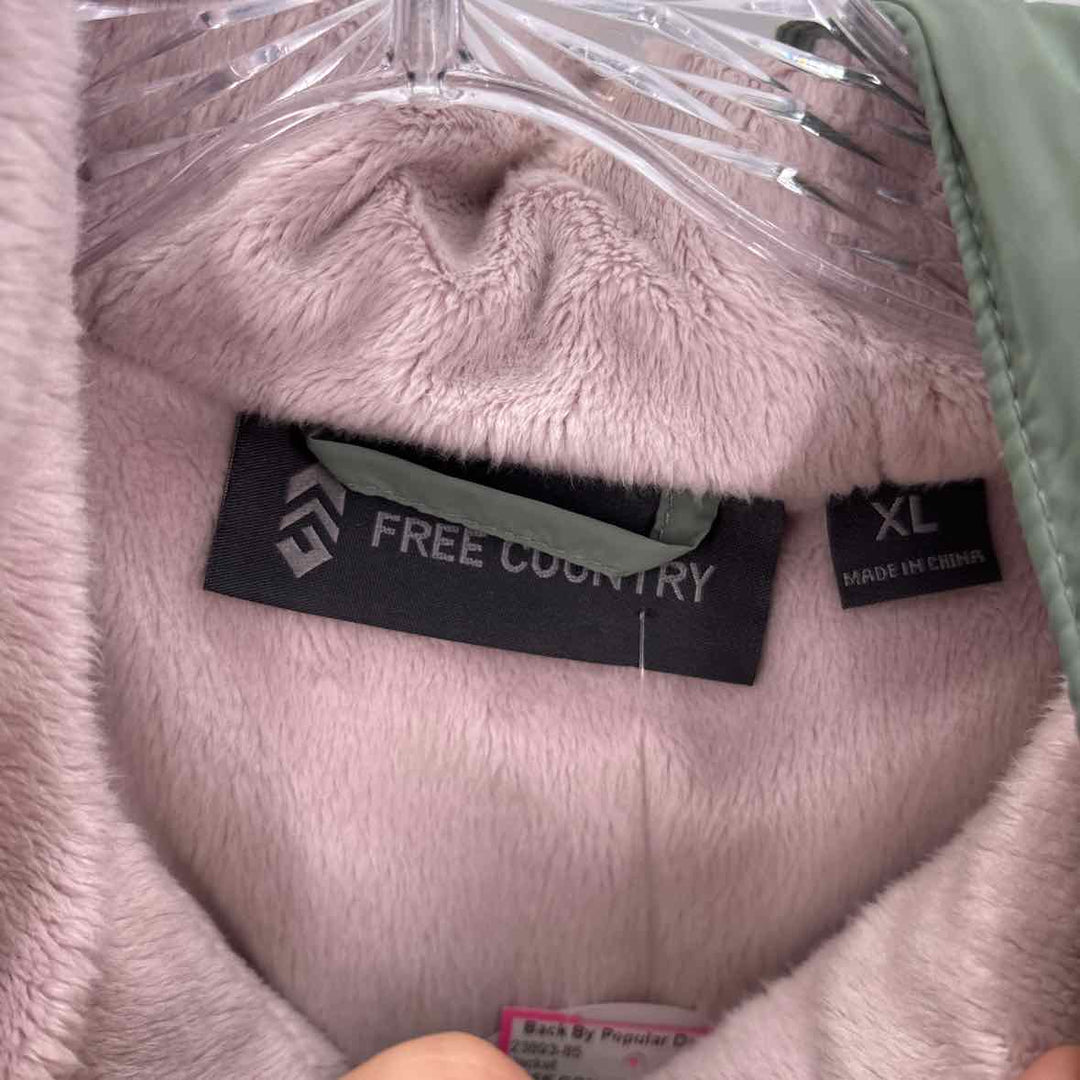 Size XL FREE COUNTRY Sage Nylon Jacket