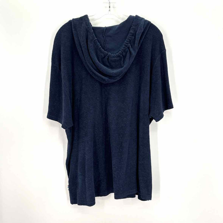 Size XL Navy Shirt