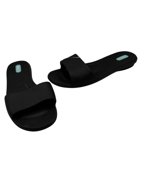 Shoe Size M Black Sandals