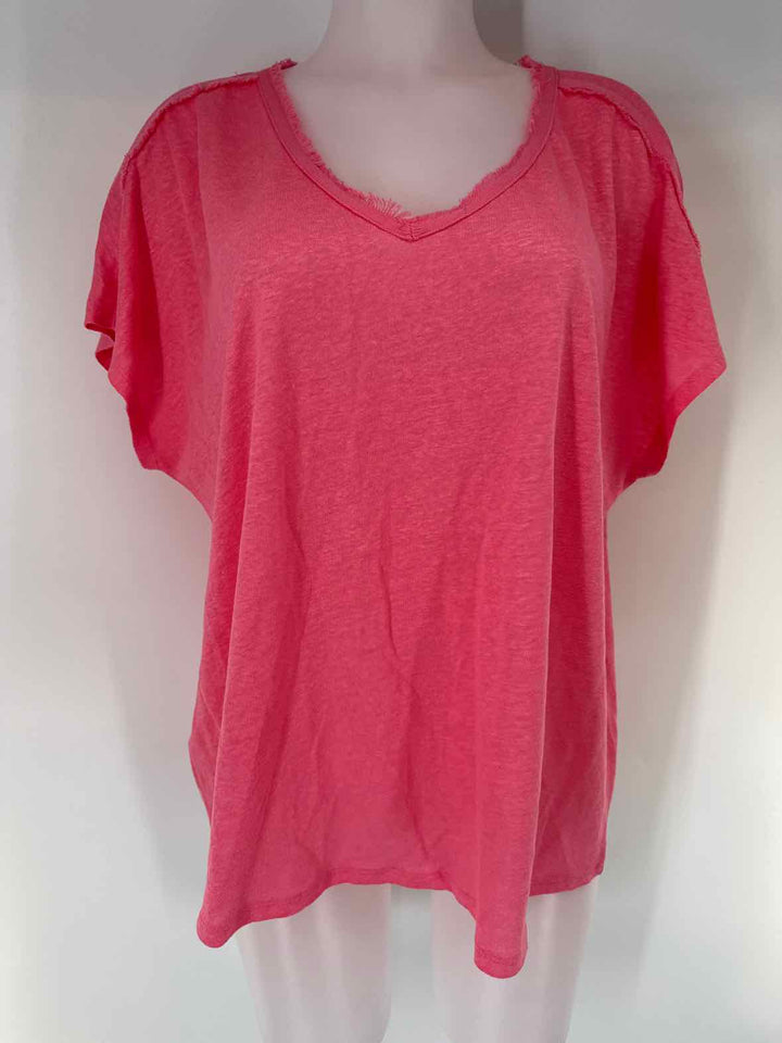 Size XL TOMMY BAHAMA Pink Shirt