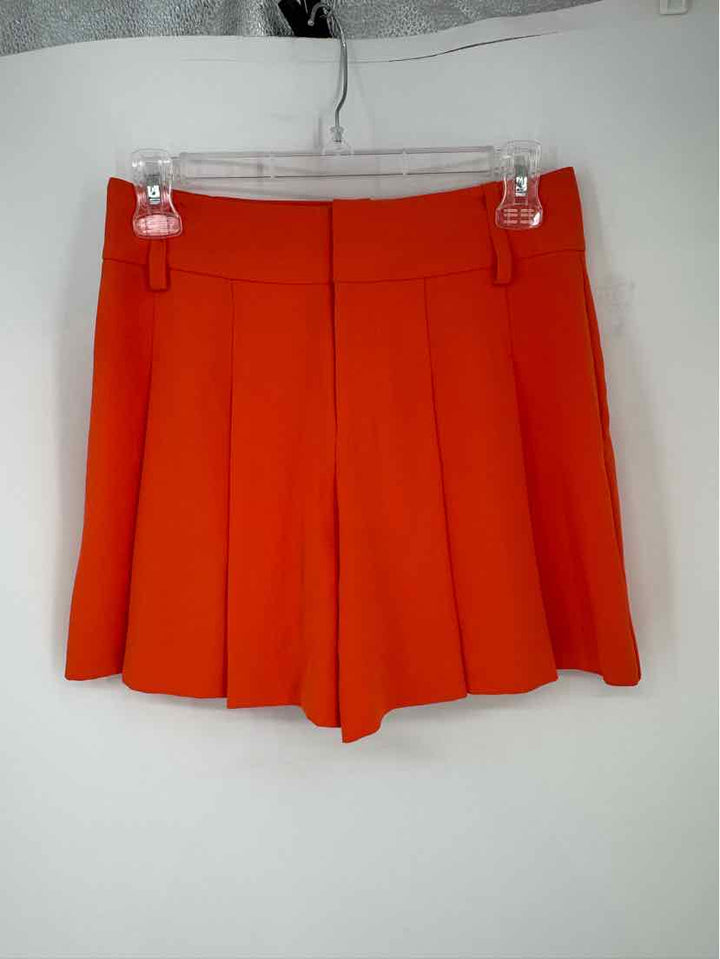 Size 2 Alice + Olivia Orange Shorts