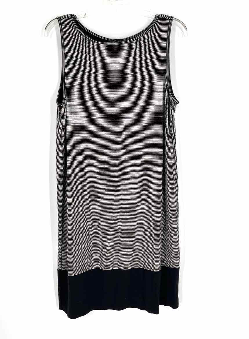 Size M J JILL Black Dress