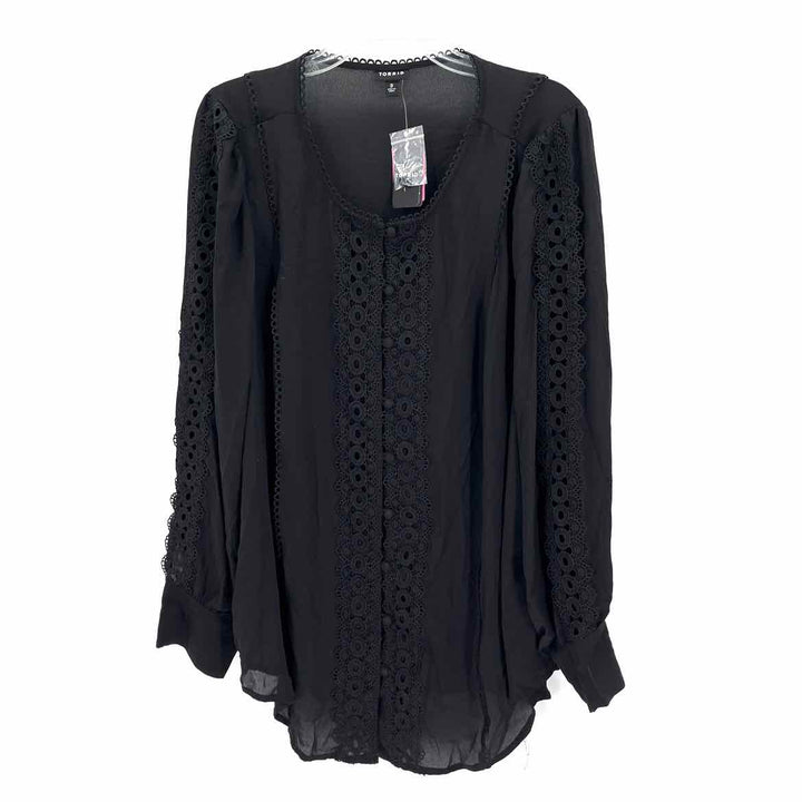 Size 3X Torrid Black Shirt