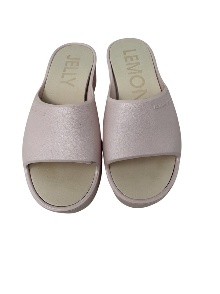Shoe Size 39 Pale Pink Sandals
