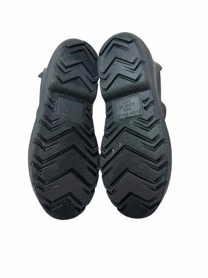 Shoe Size 8 Black Boots