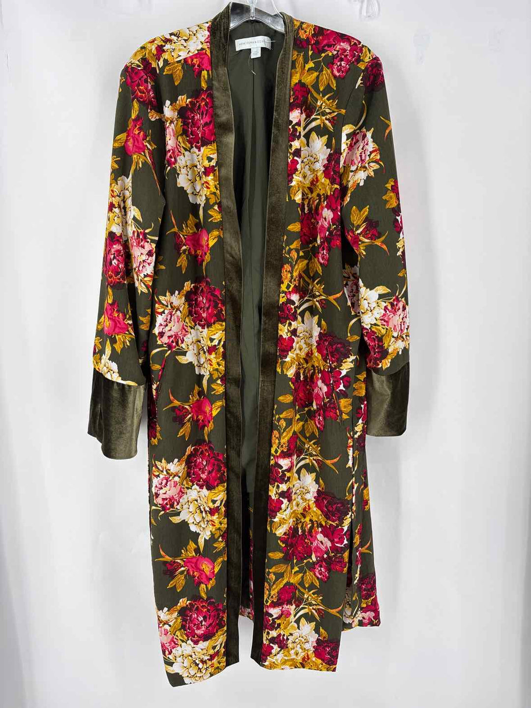 Size L/XL NY & CO Green Print Robe