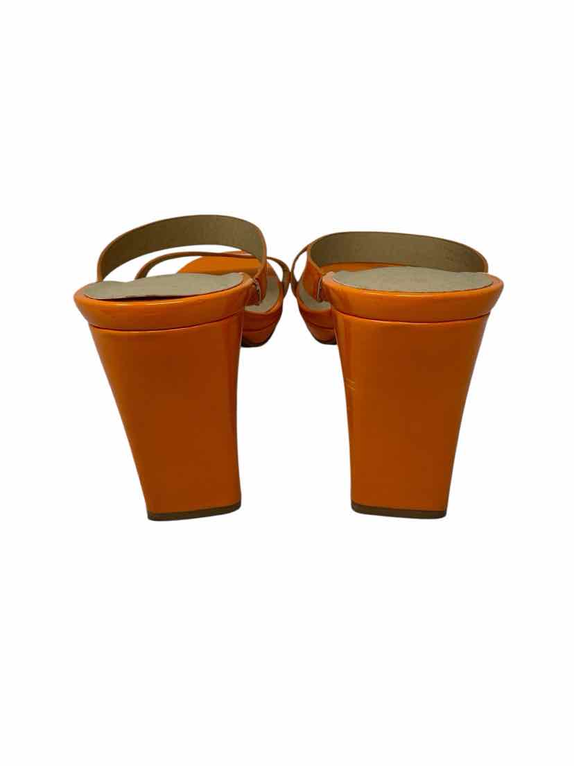 Shoe Size 7.5 CHINESE LAUNDRY Orange Sandals