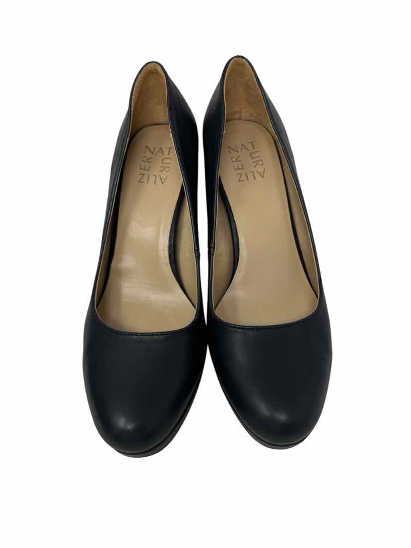 Shoe Size 7.5 Naturalizer Black Heels