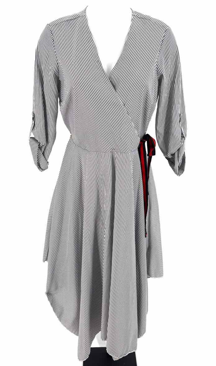 Size M White Dress