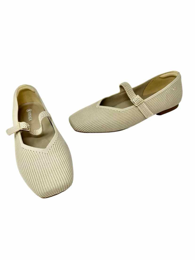 Shoe Size 40 VIVAIA Beige Knit Flats