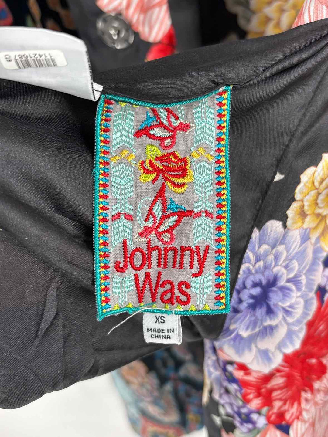 Size XS Johnny Was Black Print Robe