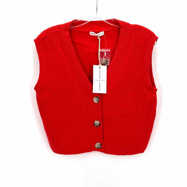 Size M Red Vest