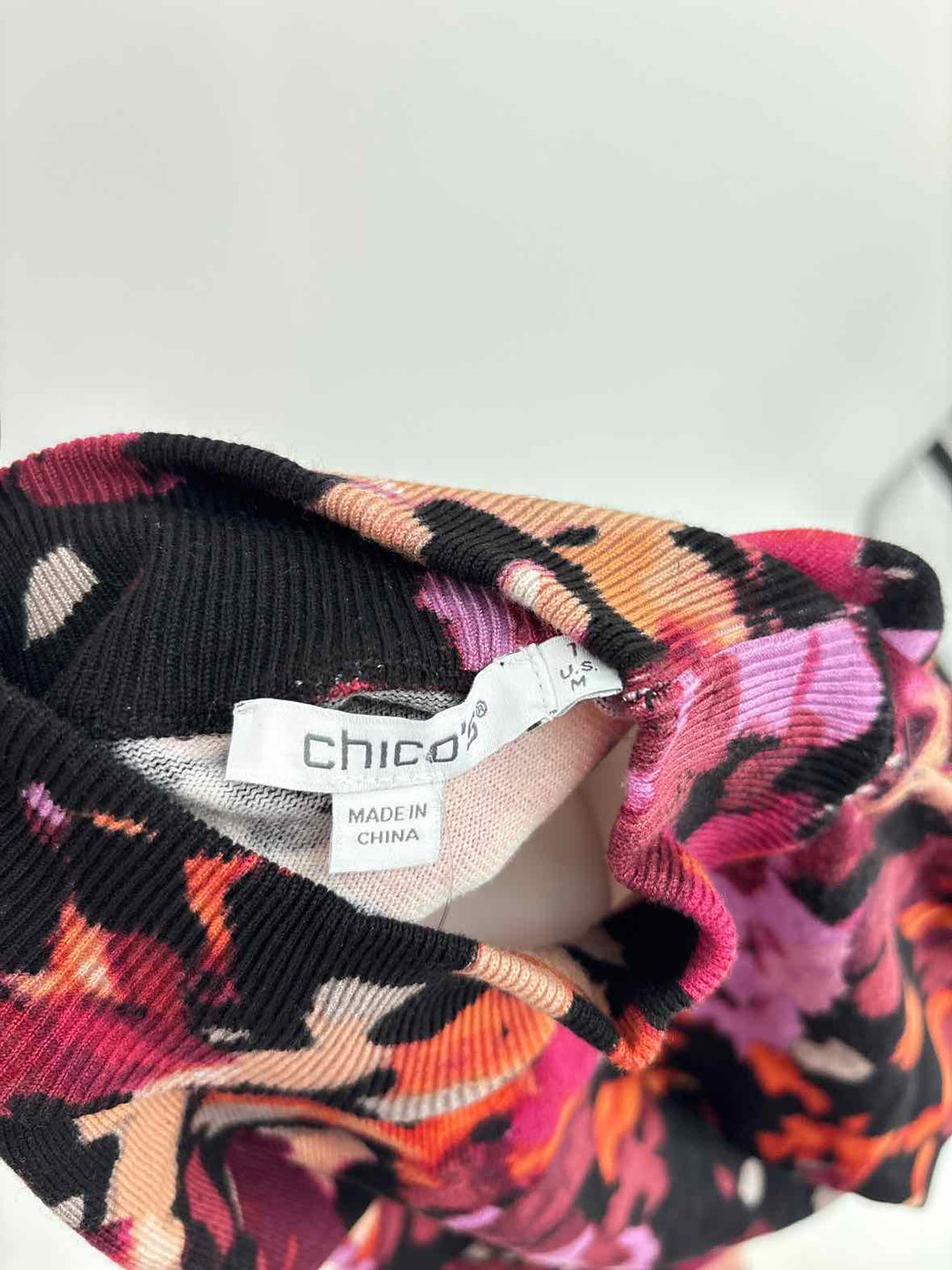 Size M Chico's Multi-Color Sweater