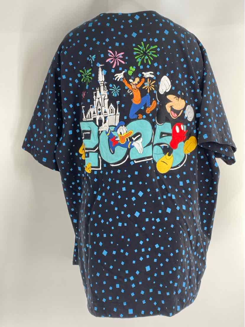Size 3X DISNEY Black Shirt