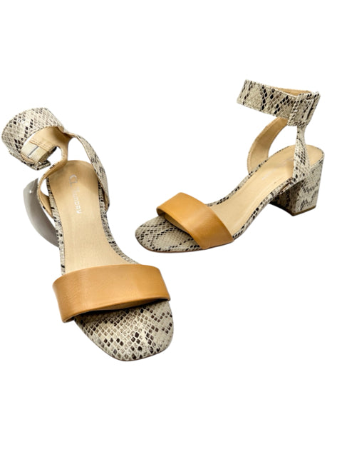 Shoe Size 8.5 LAUNDRY TAN PRINT Sandals