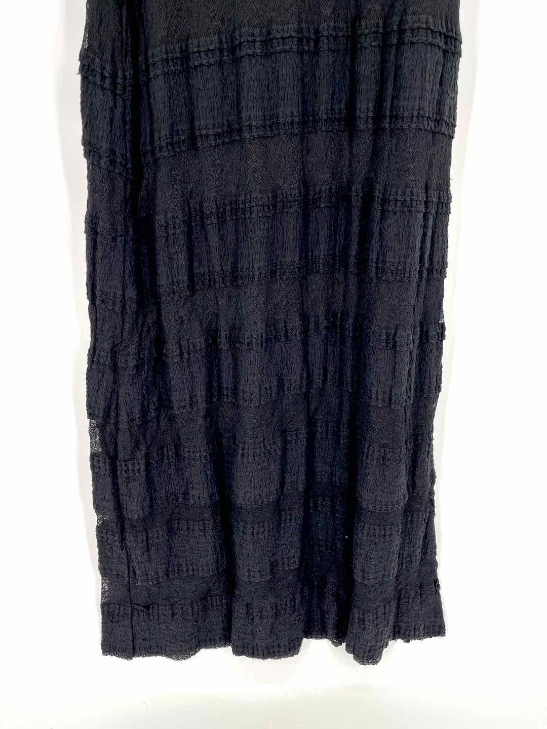 Size L CHELSEA & VIOLET Black Dress