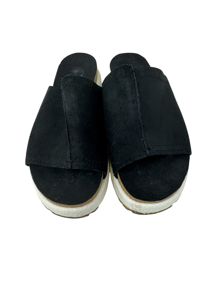 Shoe Size 7.5 OTBT Black Sandals