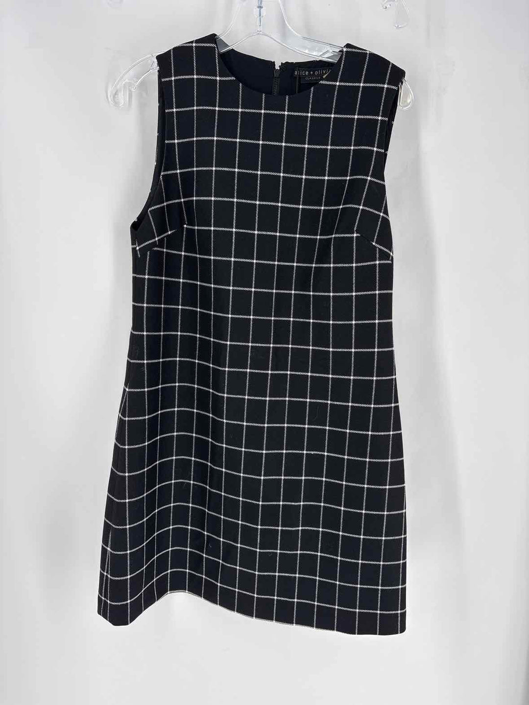 Size 6 Alice + Olivia Black/White Dress