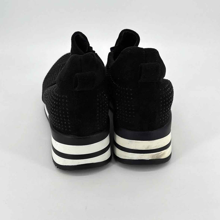 Shoe Size 40 Black Sneakers