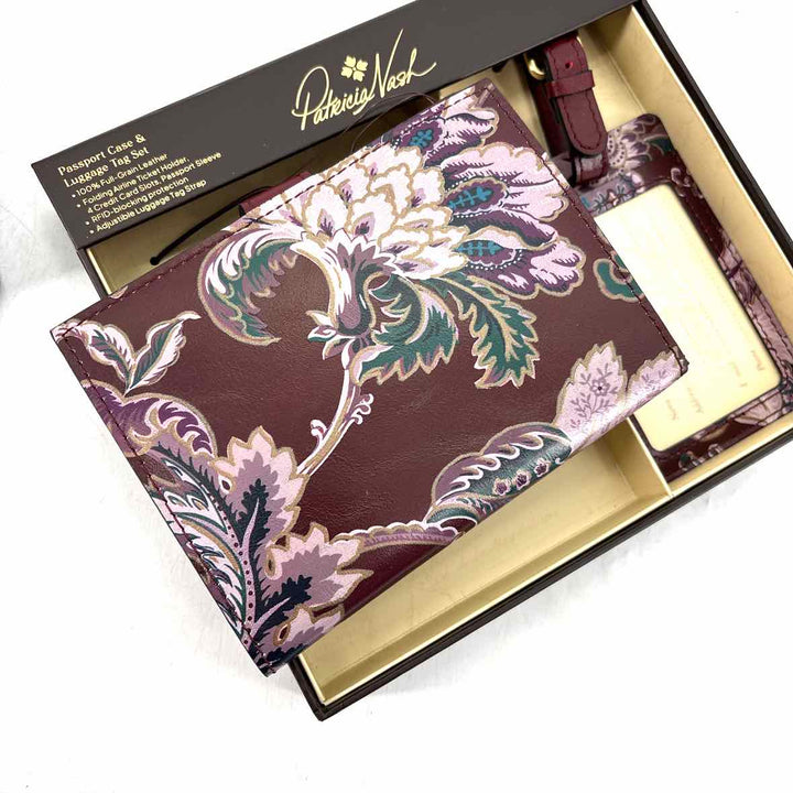 PATRICIA NASH Wallet