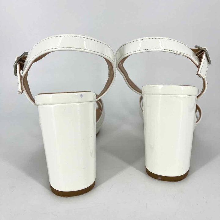 Shoe Size 7.5 Cream PATENT Faux Leather Sandals