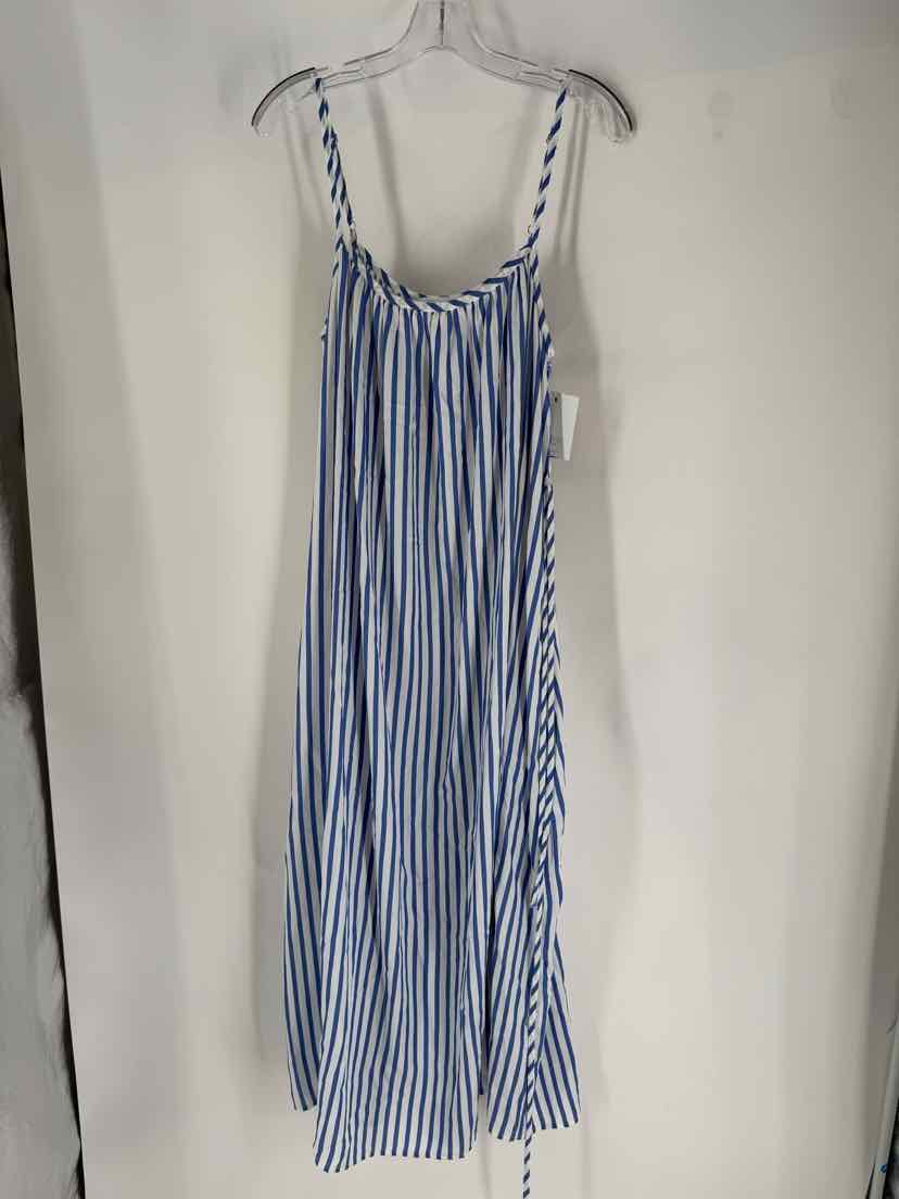 Size M Blue Print Dress
