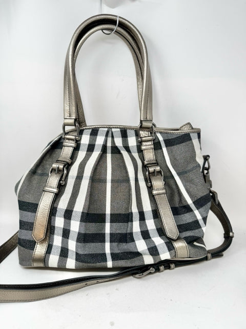 Burberry Luxury - Purse