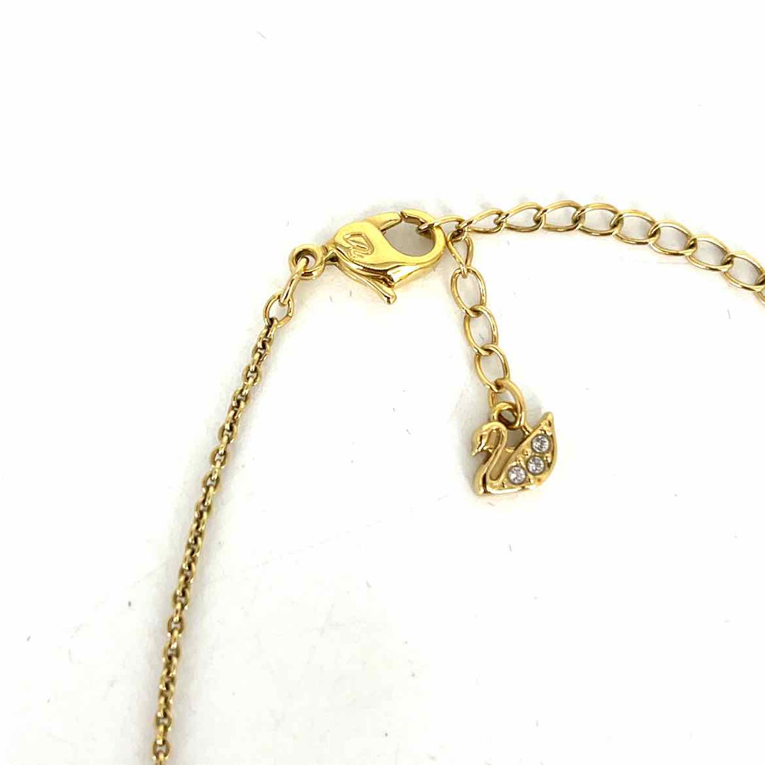 SWARVOSKI Necklace