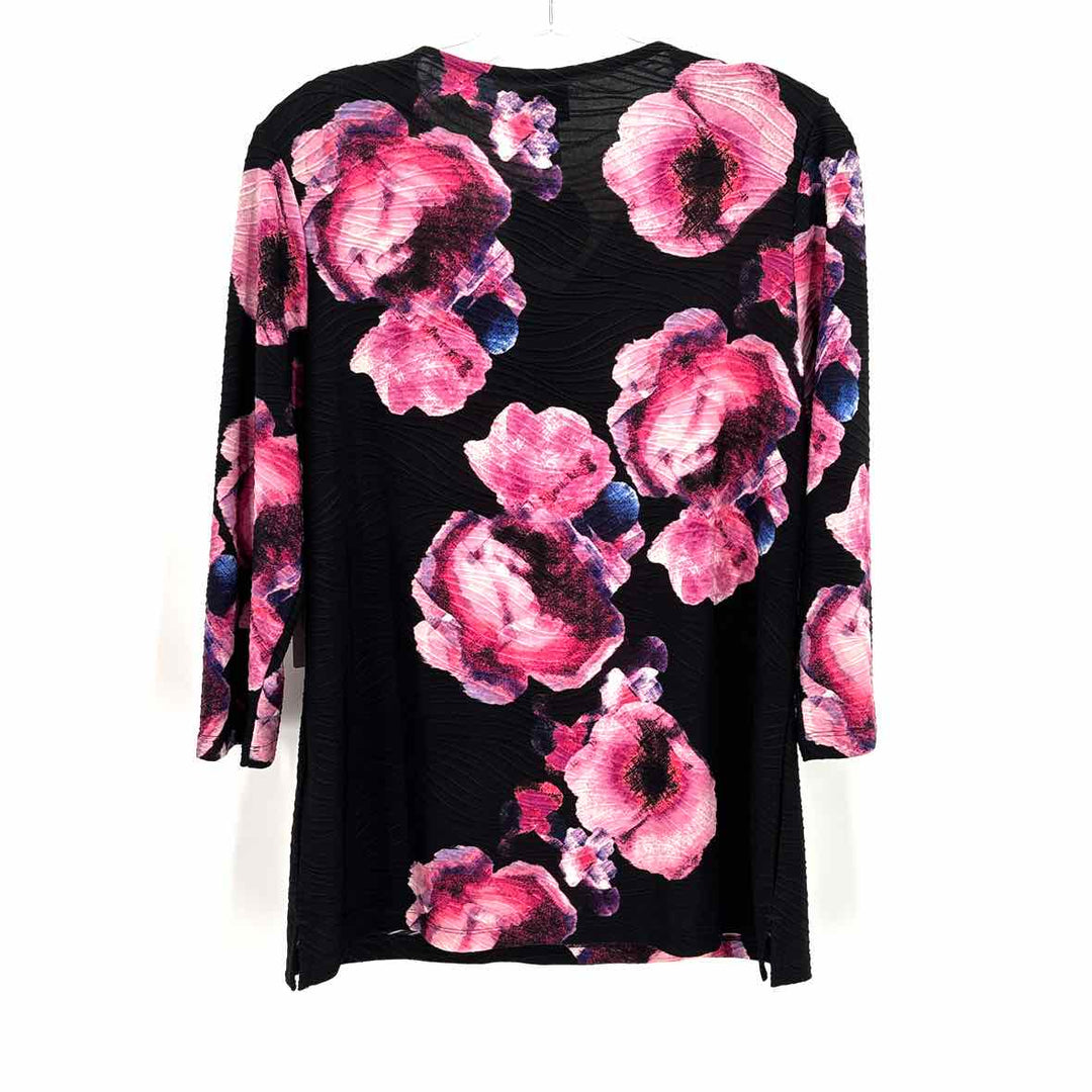 Size M Chico's Black Shirt