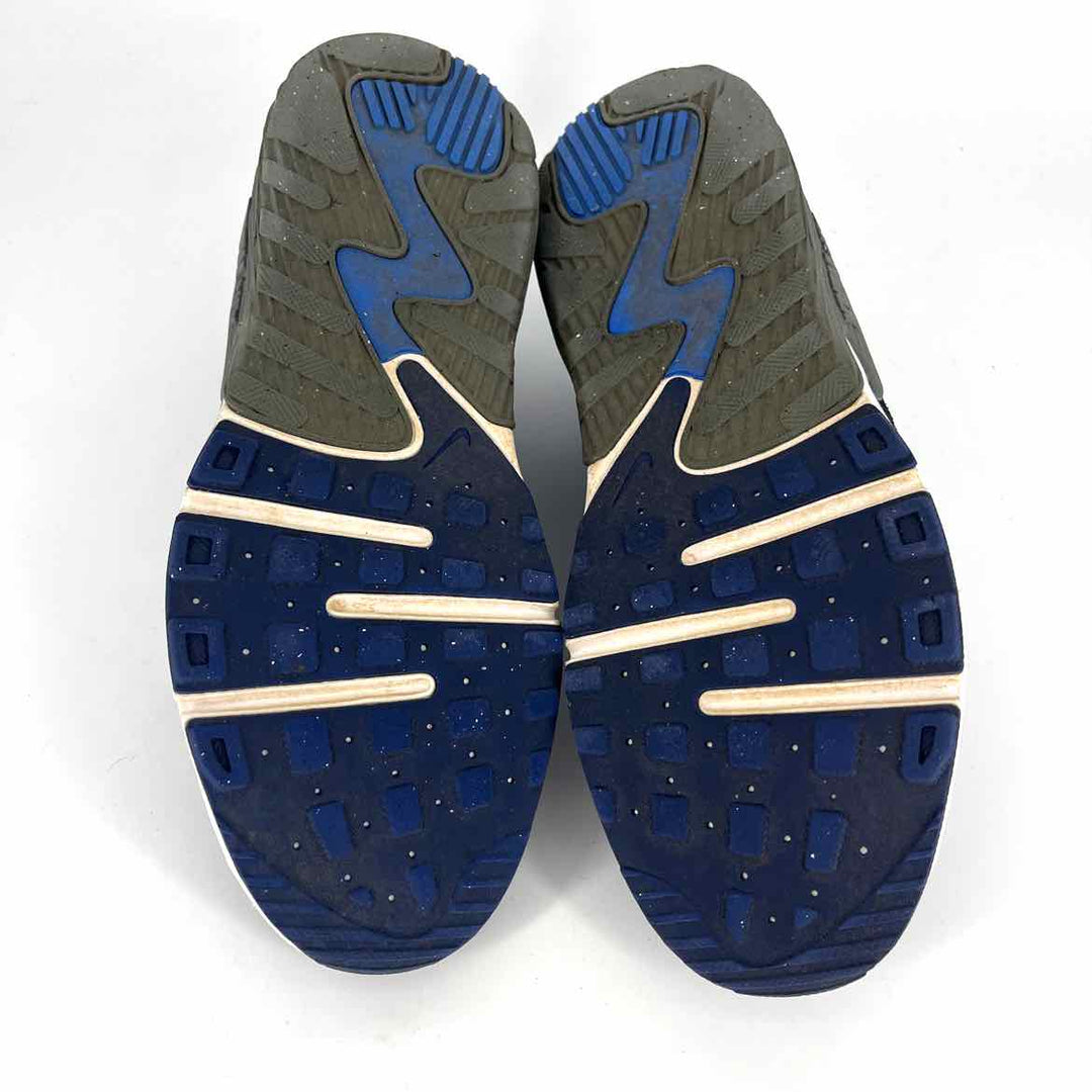 Shoe Size 40 Nike Navy Leather Knit Sneakers
