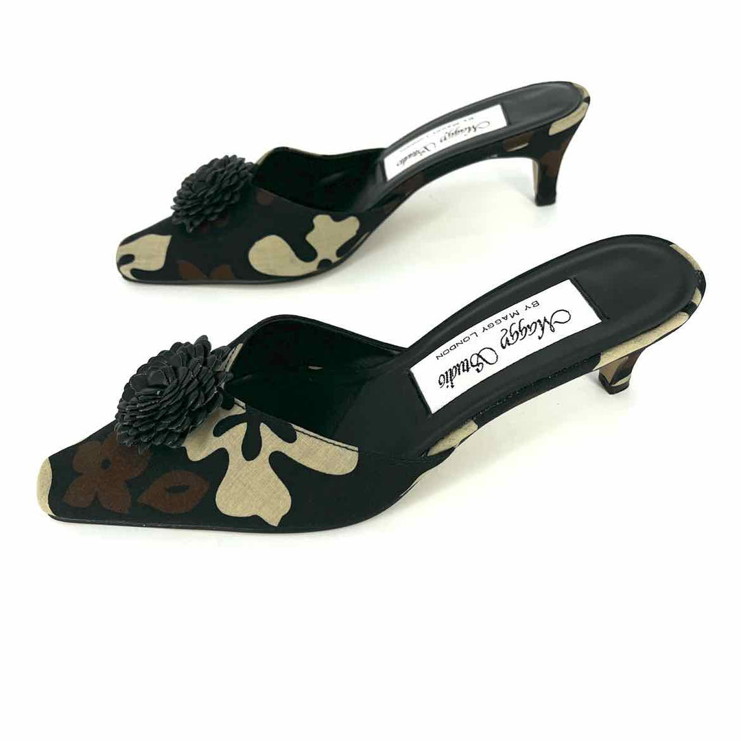 Shoe Size 7.5 MAGGY LONDON Black Pumps