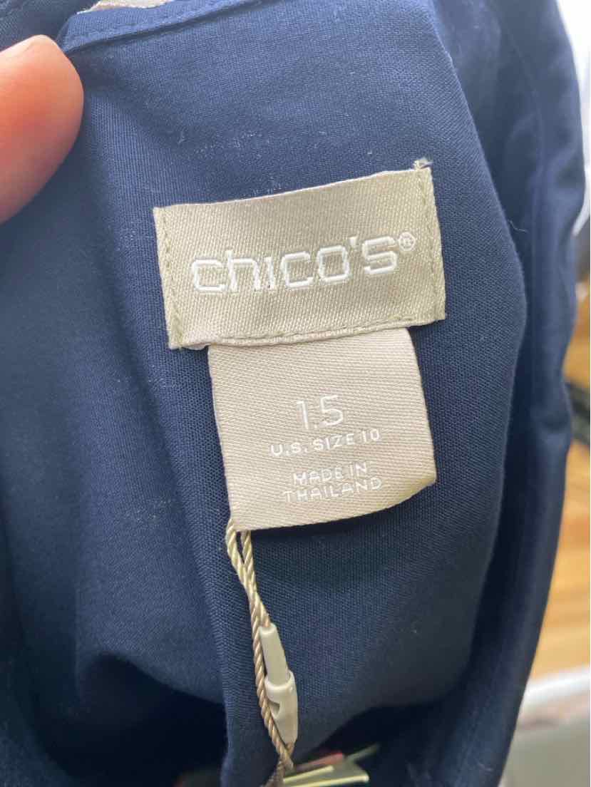 Size M Chico's Navy Shirt