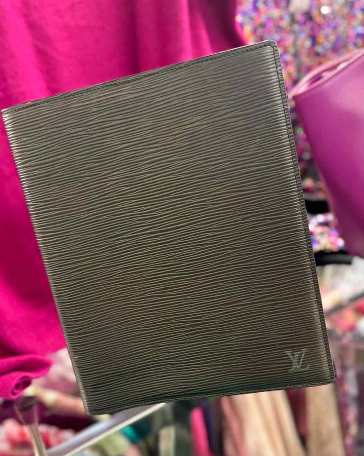 Louis Vuitton Luxury - Wallet