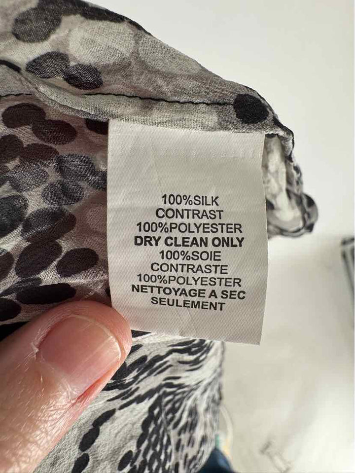 Size L TRINA TURK Black Print Skirt