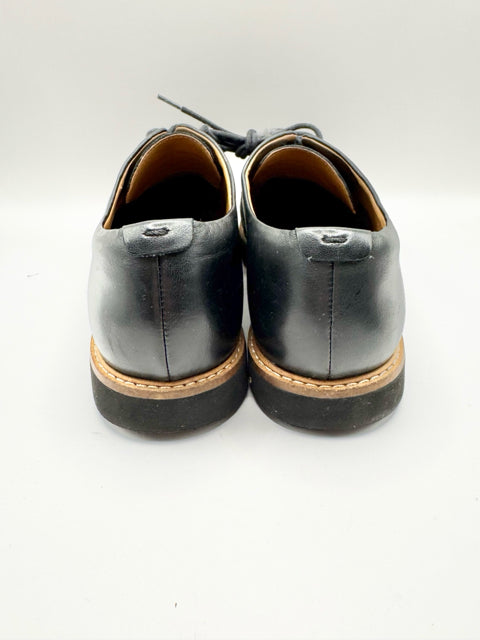 Shoe Size 8 CLARKS Black Leather Flats