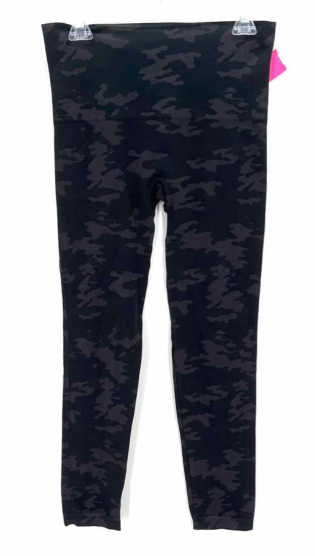 Size XL SPANX Black Print Pants