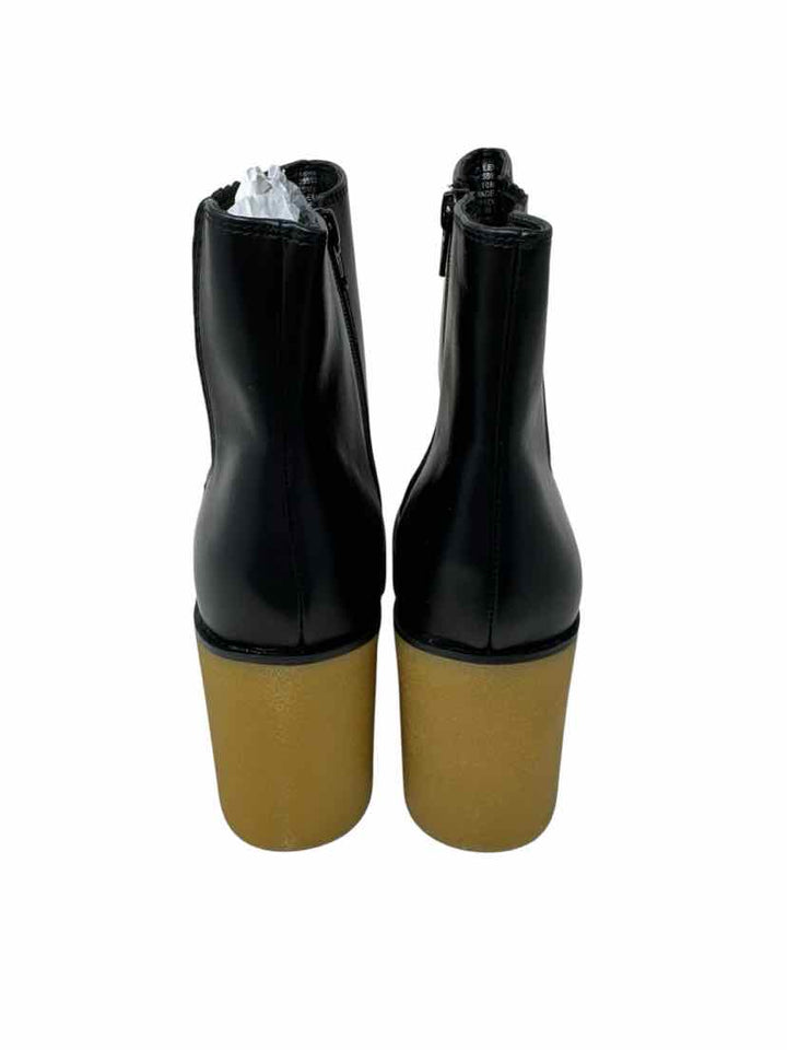 Shoe Size 10 Black Boots