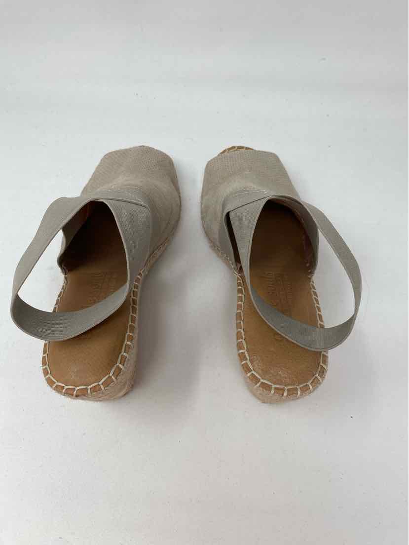Shoe Size 8 GENTLE SOULS Tan Leather Sandals