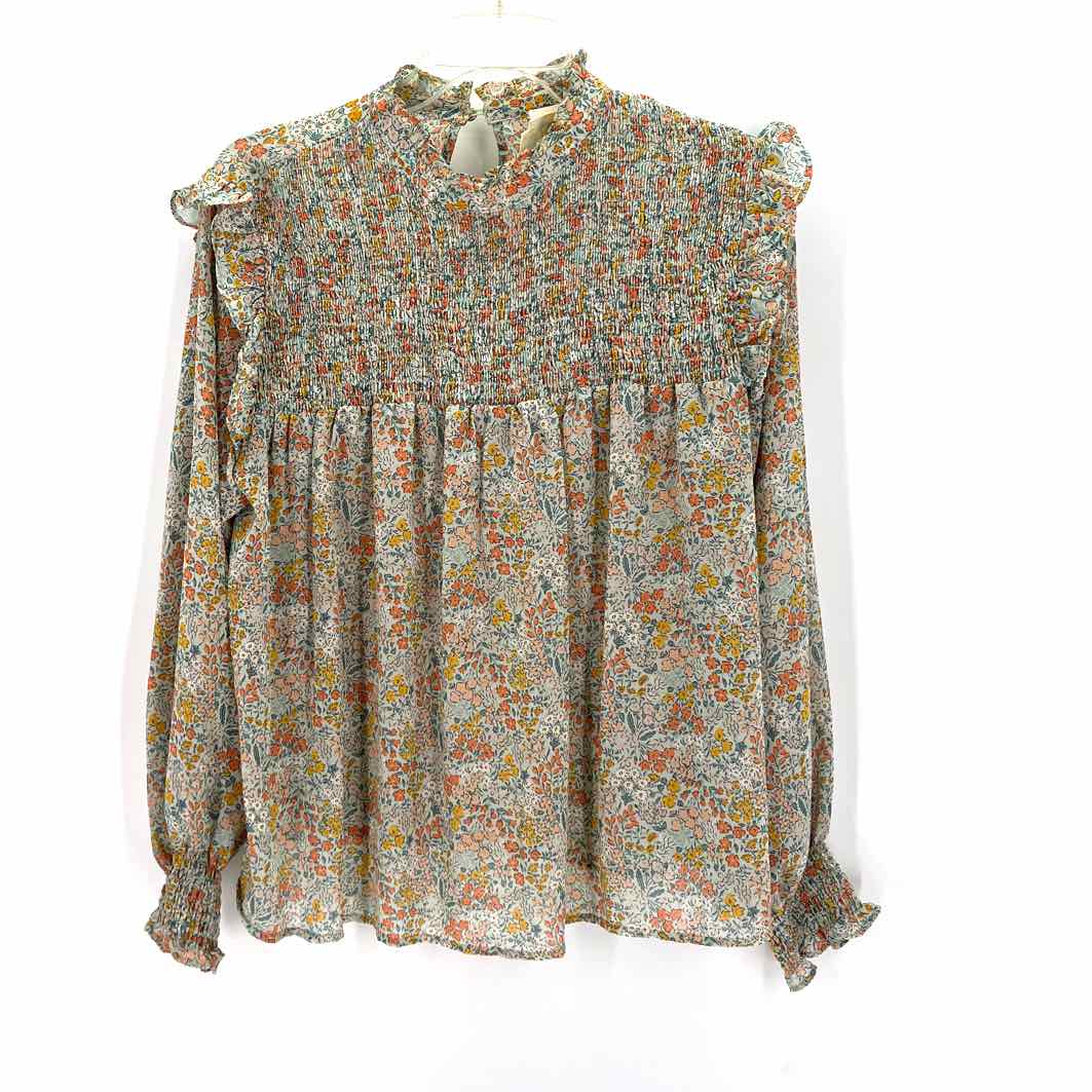 Size M Green Print Shirt