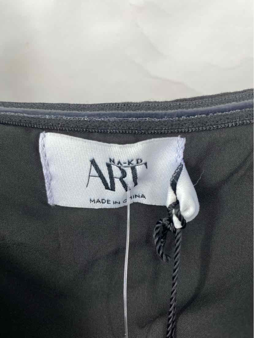 Size 34 Black Shirt
