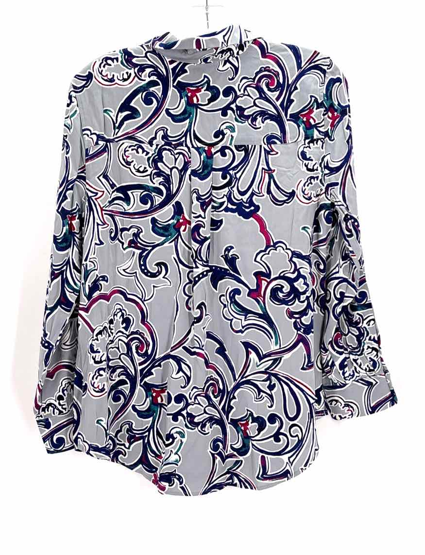 Size M Chico's Gray Shirt
