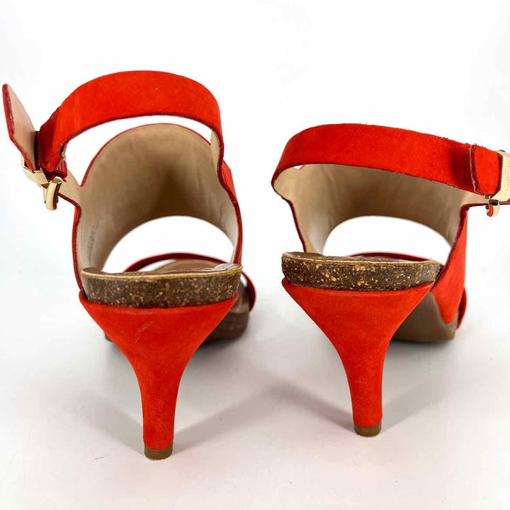 Shoe Size 9.5 Vince Camuto Orange Leather Pumps